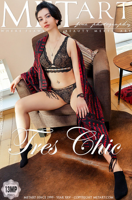 On the cover of Tres Chic MetArt is impressive Chantal