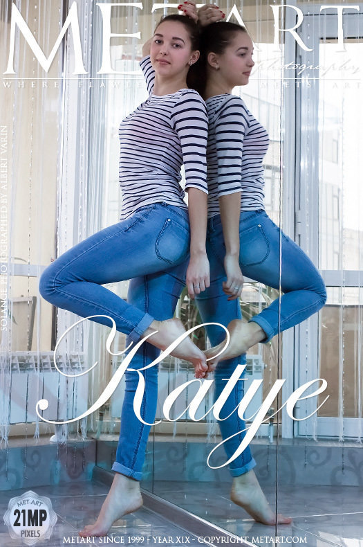 On the cover of Katye MetArt is amazing Solange